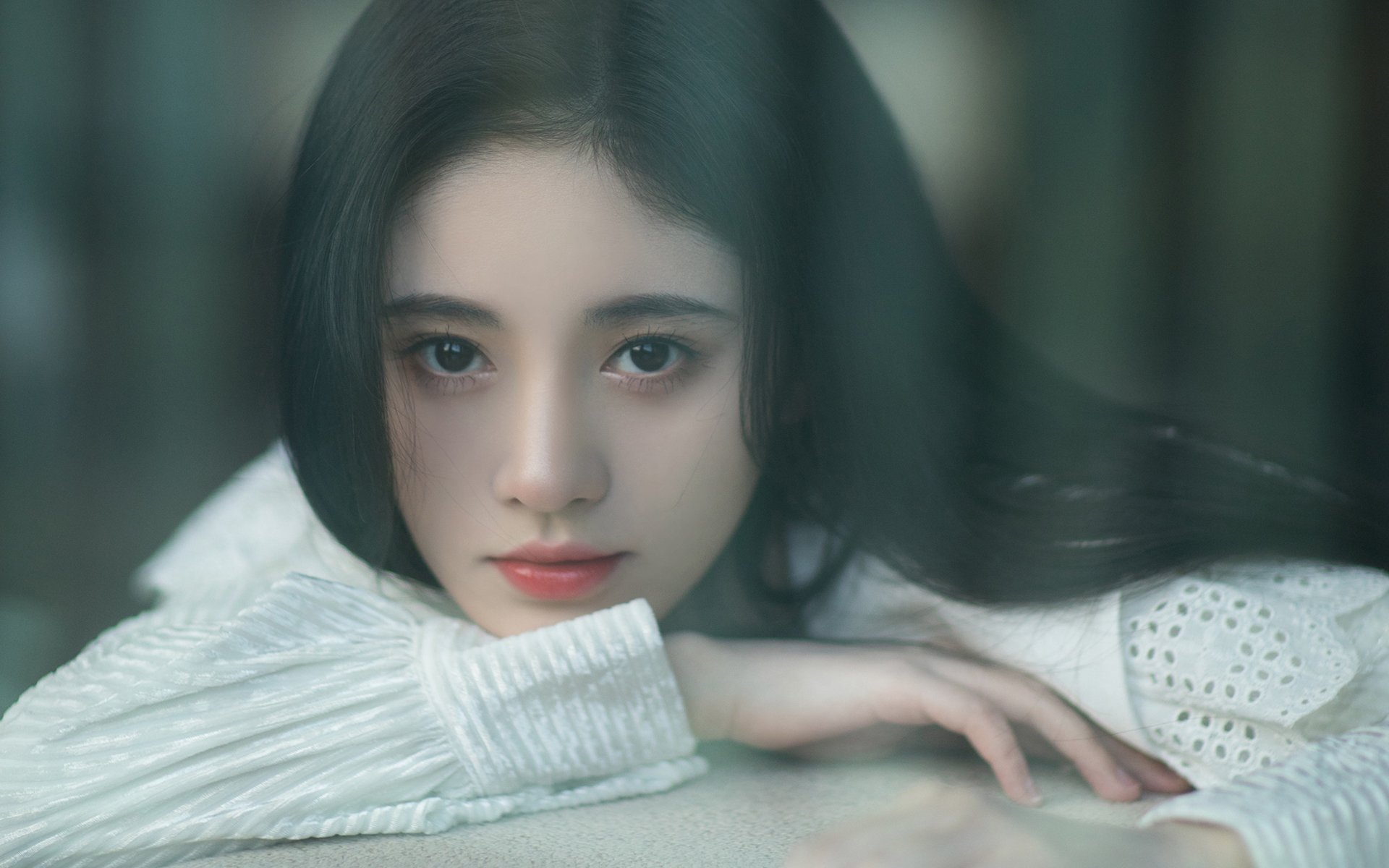 -锋线核心球员跑位多样化是否扩大中场组织空间，足球锋线球员