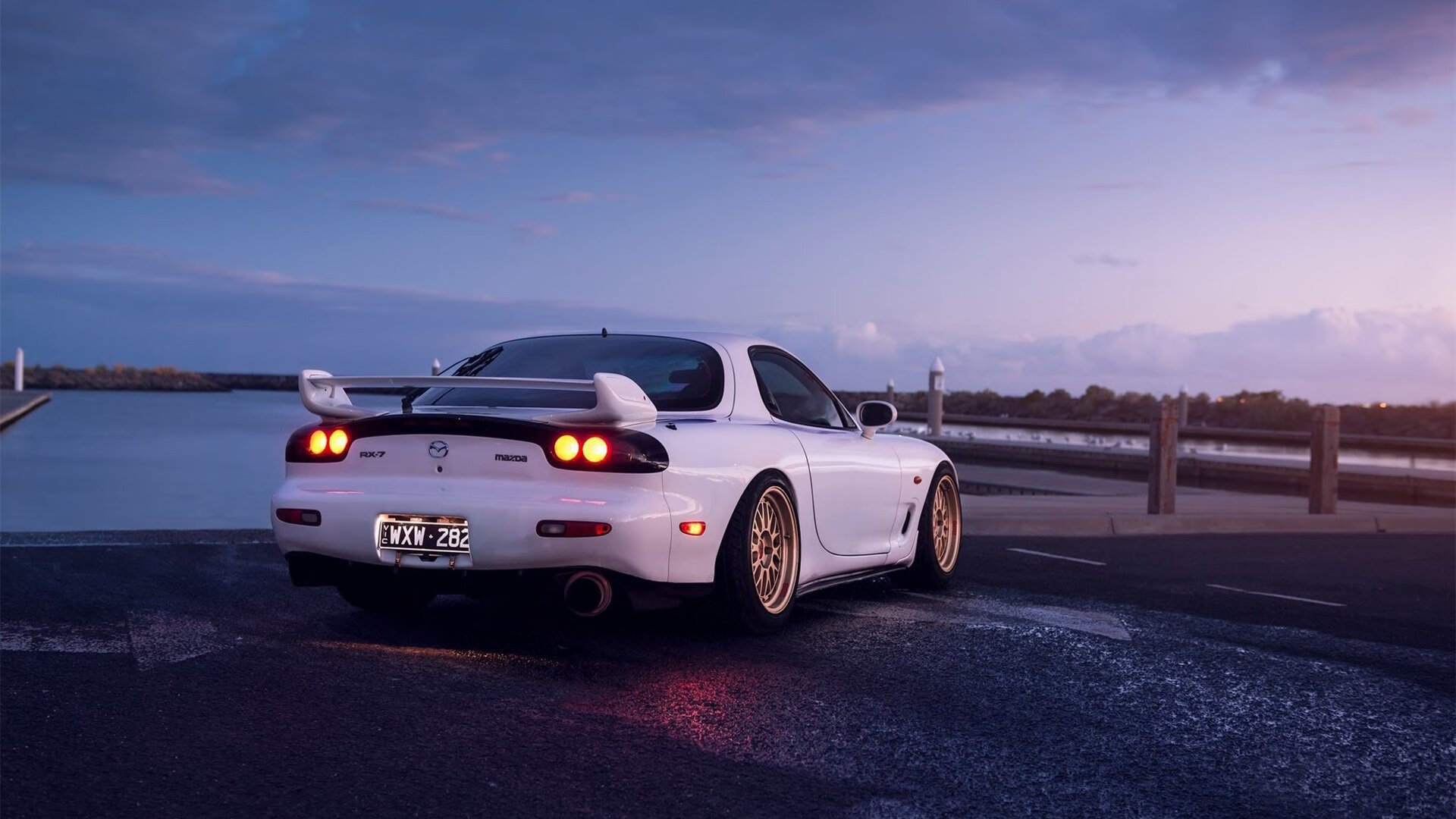 拉恩:凭借速度和爆发力,他在全黑队反击战术中总能制造奇迹,拉恩vs费雷拉