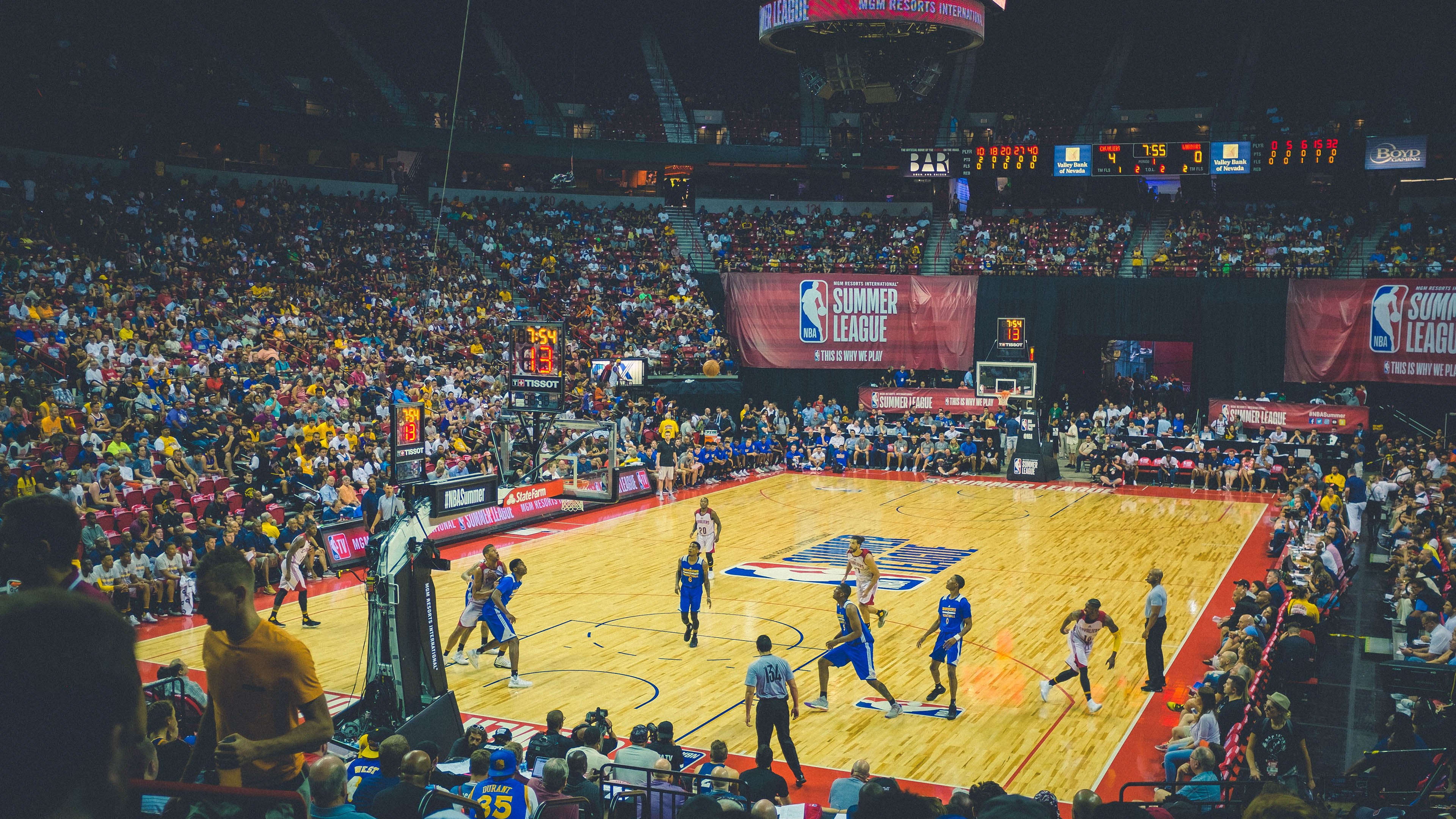 九游jiuyou-体育产业发展趋势预测分析，体育产业现状